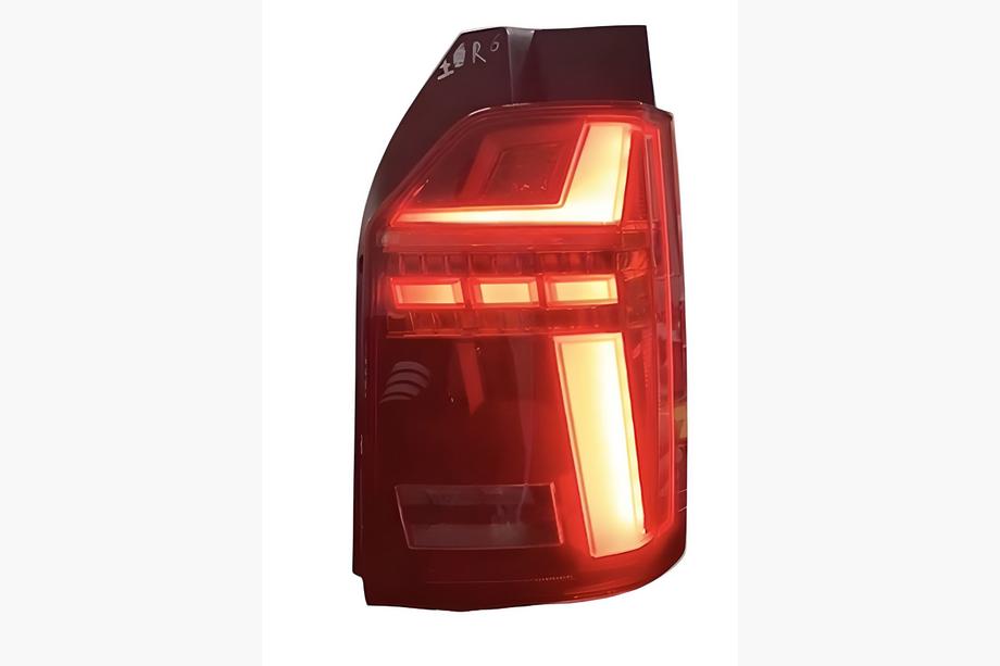 Volkswagen T6 2015-2024 гг. Задние фонари (2 шт) Image