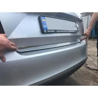 Накладка на багажник нержавейка