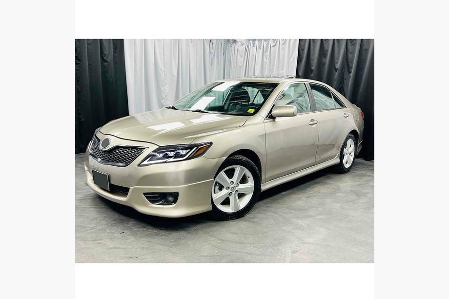 Toyota Camry 2006-2011 гг. Передние фары Lexus-design V2 (рестайлинг, 2 шт) Фото 2