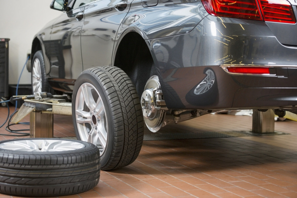 Как правильно ухаживать за резиной автомобиля: советы для долгой службы и безопасности