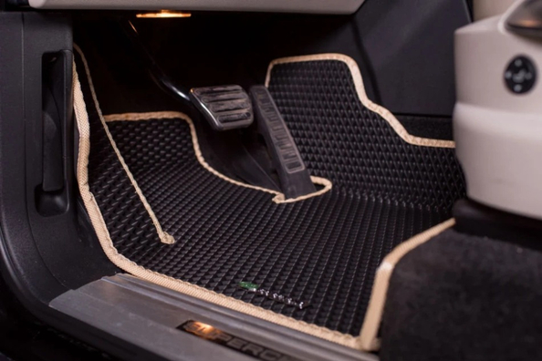 Правильный уход за EVA-ковриками автомобиля: простые советы