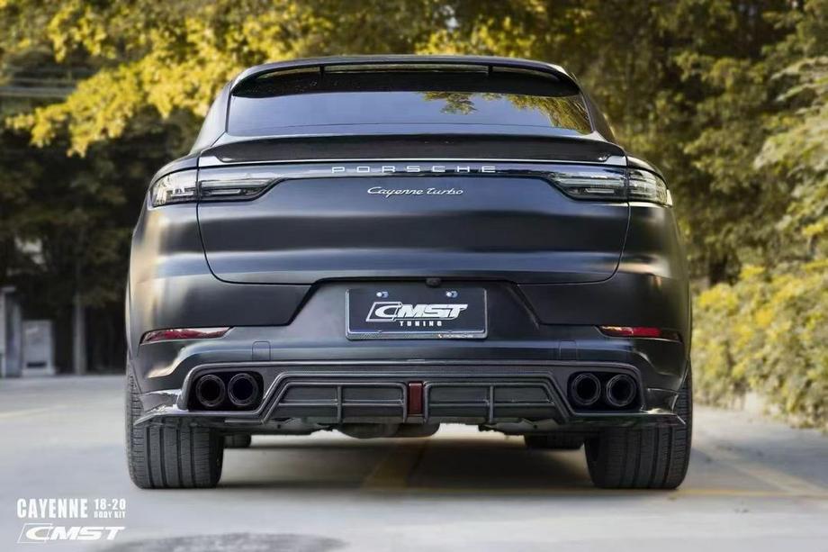 Porsche Cayenne 2018- гг. Комплект обвеса cmst-Style Carbon (для Coupe 2019-2022) Фото 2