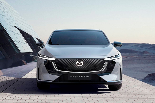 Обзор гибридного лифтбека Mazda EZ-6