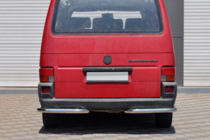Volkswagen T4 Caravelle/Multivan 1990–2003 гг. Задние уголки AK003 (2 шт., нержавейка) фото 1