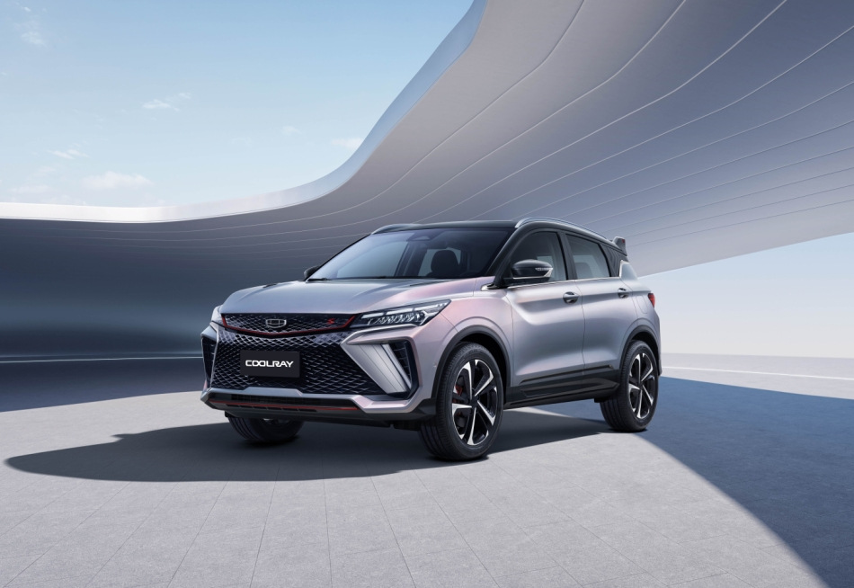 Обновленный Geely Coolray 2023: Яркий игрок в классе компактных кроссоверов