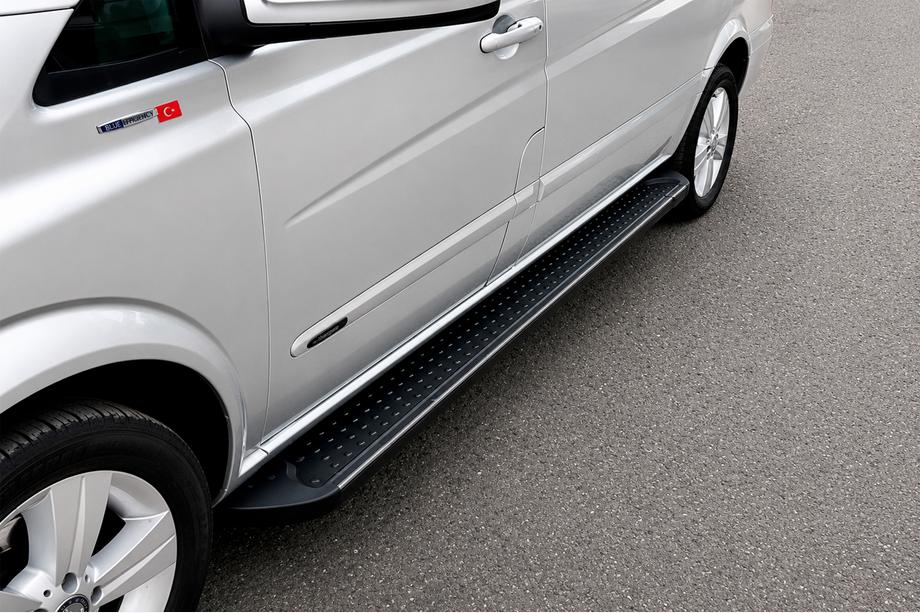 Mercedes Viano 2004-2014 гг. Боковые Подножки Тип X5 Черные (2 шт, Алюминий) Image