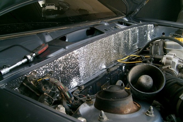 Стоит ли шумоизолировать моторный отсек автомобиля?