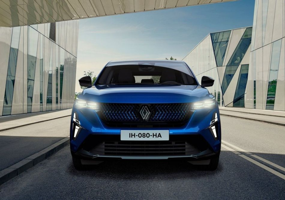 Обзор Renault Rafale 2024: Стильный кросс-купе