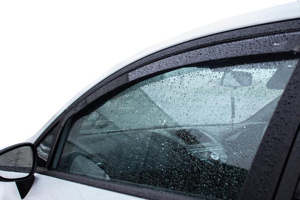 Что делать, если отклеился дефлектор (ветровик) на машине?