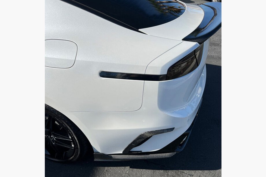 Kia Stinger 2017-2023 гг. Накладка на Задний Бампер (2017-2020, Карбон) Фото 4