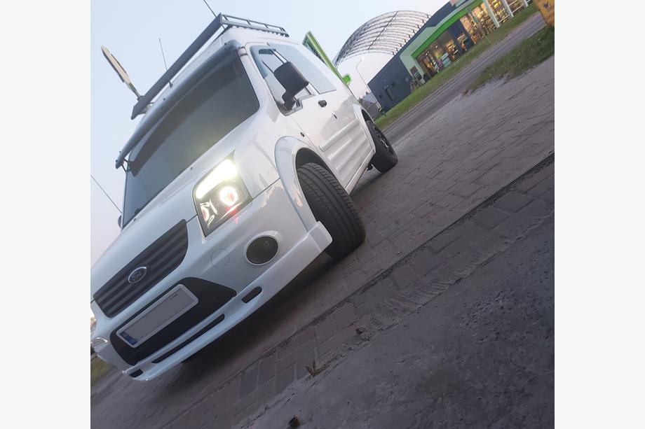 Ford Connect 2010-2013 гг. Передняя нижняя накладка (под покраску) Фото 3