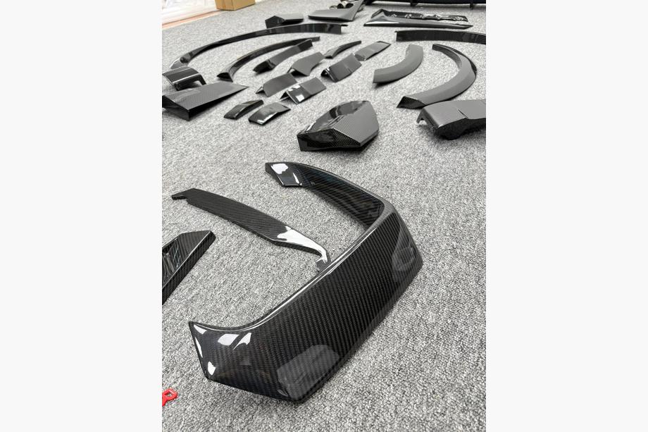 Audi Q8 2018- гг. Комплект обвеса Carbon Set (для RSQ8 2024+) Фото 5