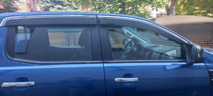 Ветровики с хромированным молдингом Niken Luxury (2015-2022, 4 шт) фото 1