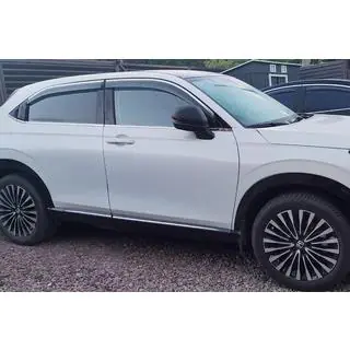 Ветровики с хромированным молдингом Niken Luxury (EU/Asia, 4 шт) Honda eNS1 2022- гг. фото 1