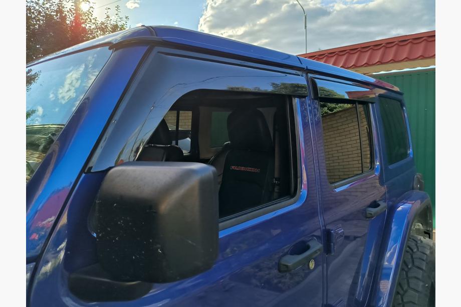 Jeep Wrangler 2018- гг. Ветровики Niken Luxury (4 шт) Фото 3