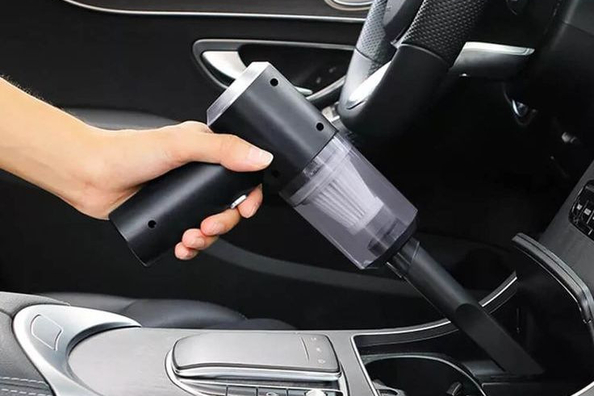 Стоит ли покупать автомобильный пылесос? Разбираемся в плюсах и минусах