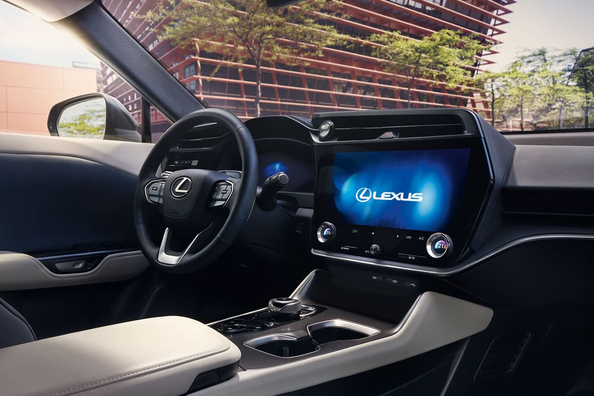 Lexus RZ 450e (RZ450e): обзор электрокроссовера и новая линейка RZ 350e, 500e, 550e фото 6