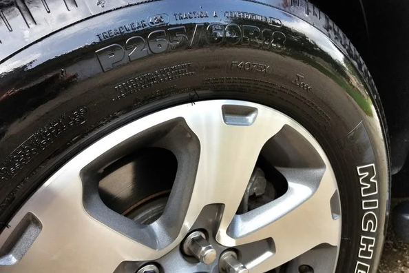 Чем можно чернить автошины в домашних условиях?