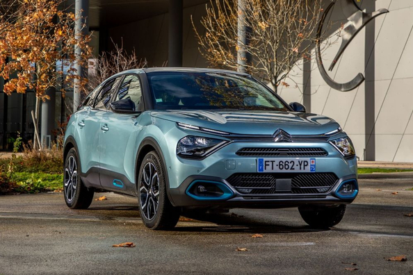 Citroen e-С4: Обзор электрохэтчбека с акцентом на комфорт