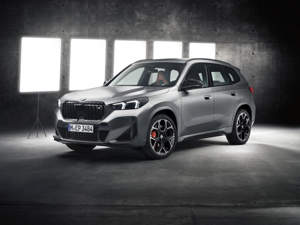 Обзор BMW X1 M35i (U11): Спортивный компактный кроссовер