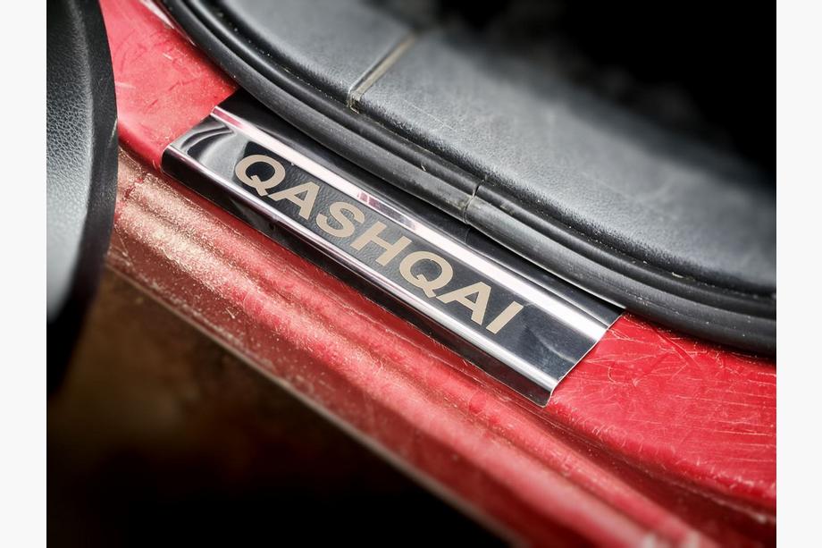 Nissan Qashqai 2010-2014 гг. Накладки на пороги Carmos V1 нержавейка комплект 4 шт Фото 3