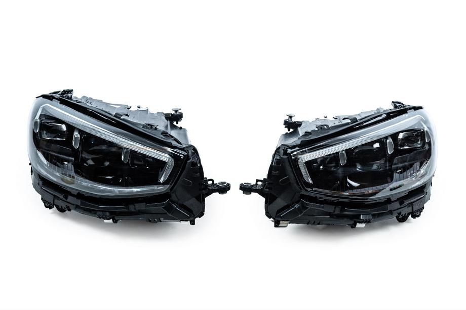Mercedes S-сlass W223 2020- гг. Передние фары LED (2 шт) Image