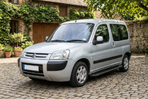 Citroen Berlingo 1996-2008 гг. Боковые Подножки Allmond Black (2 шт., Алюминий) фото 1