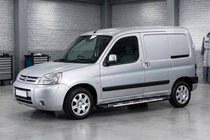 Citroen Berlingo 1996-2008 гг. Боковые Подножки Sunrise (2 шт., Алюминий) фото 1
