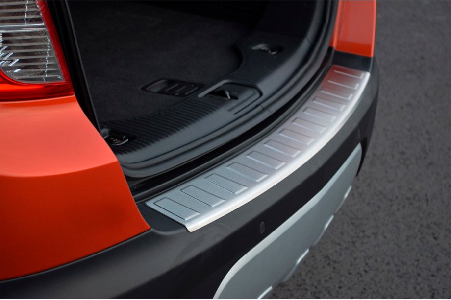 Chevrolet Trax 2012-2023 гг. Накладка на задний бампер OmsaLine Нержавейка Image