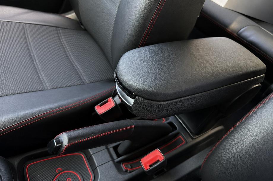 Volkswagen Polo 2010-2017 гг. Подлокотник V-1 Niken Luxury Image