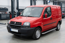 Fiat Doblo I 2001-2005 гг. Боковые Подножки Maydos V1 (2 шт., Алюминий и Нержавейка) фото 1