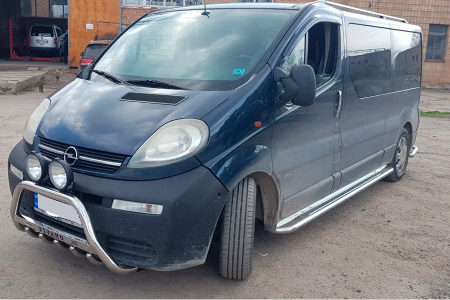 Opel Vivaro 2001–2015 гг. Кенгурятник WT003-4 (нержавейка) Без надписи Фото 10