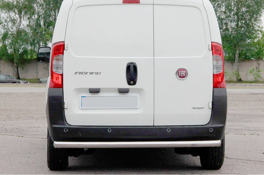 Fiat Fiorino/Qubo 2008-2024 гг. Задняя защита нержавейка Фото 2