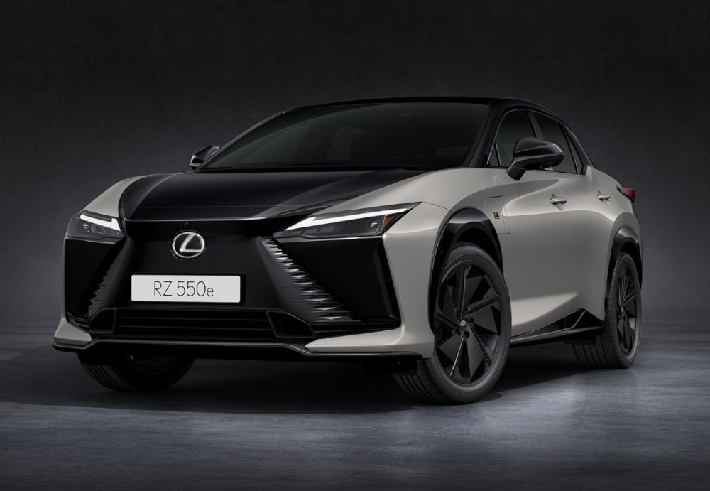 Lexus RZ 550e F Sport 2025: Обзор спортивного электрокроссовера
