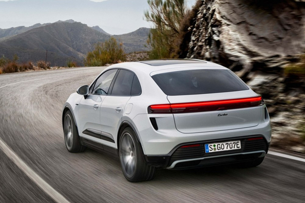 Porsche Macan Turbo Electric 2024: Мощь и стиль в электромобиле фото 4