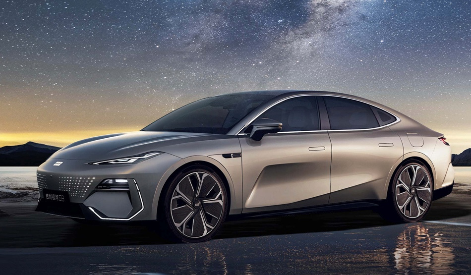 Обзор Geely Galaxy E8: Технические характеристики, комплектация и фото электромобиля