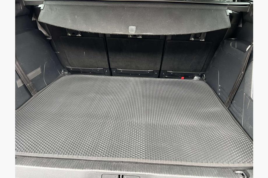 Peugeot 5008 2016-2023 гг. Резиновый коврик багажника Carsuit (2016-2020, Черный) Image