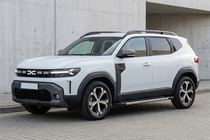 Dacia Duster 2024- гг. Боковые пороги RedLine V1 (2 шт., алюминий) фото 1