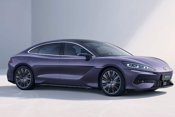 Обзор Denza Z9 2024: Роскошный электрический седан