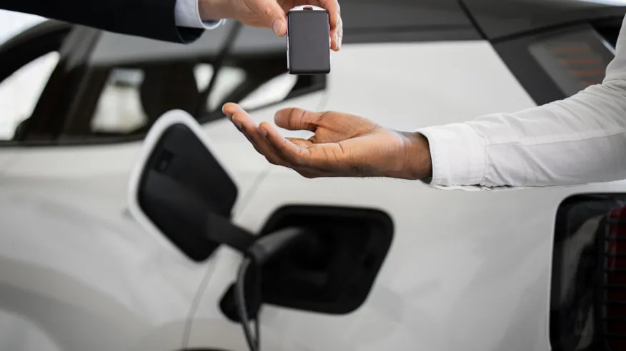 Как выгодно продать б/у электромобиль?