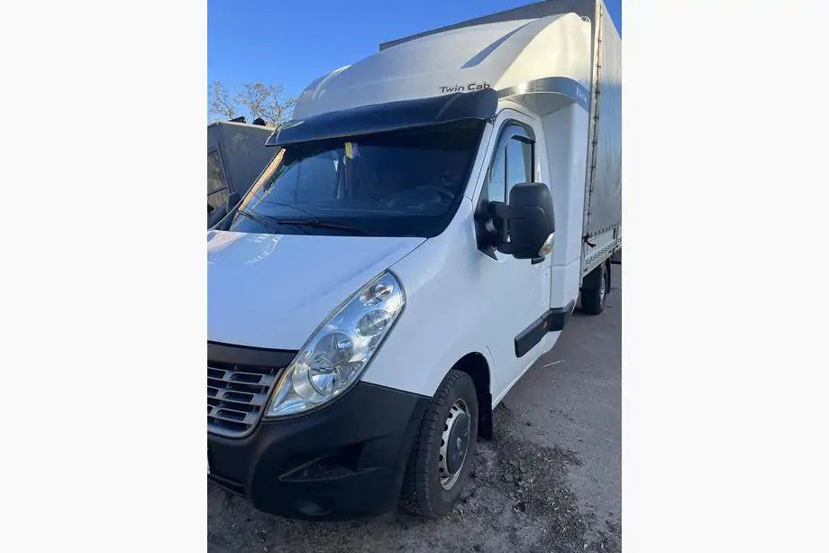Renault Master 2011-2023 гг. Козырек на лобовое стекло V1 (черный глянец, 5мм) Фото 4