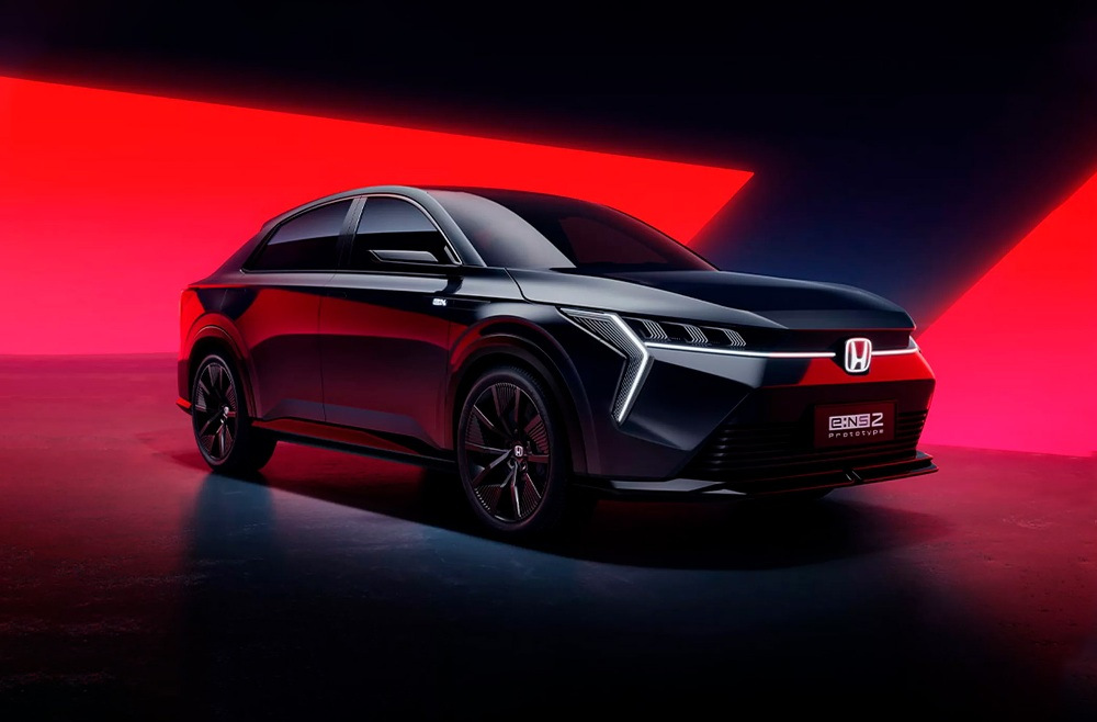 Обзор Honda e:NS2: Современный электрический кроссовер