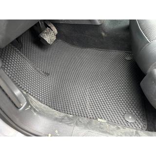 Резиновые Коврики Carsuit (Черные)