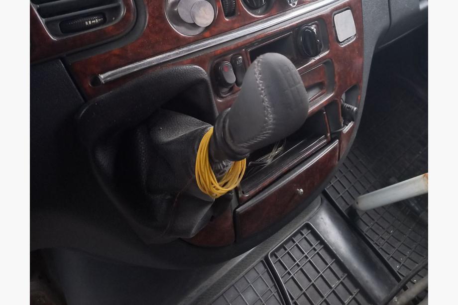Mercedes Sprinter W901/902/903/904/905 1995–2006 гг. Ручка КПП (кожа) Image