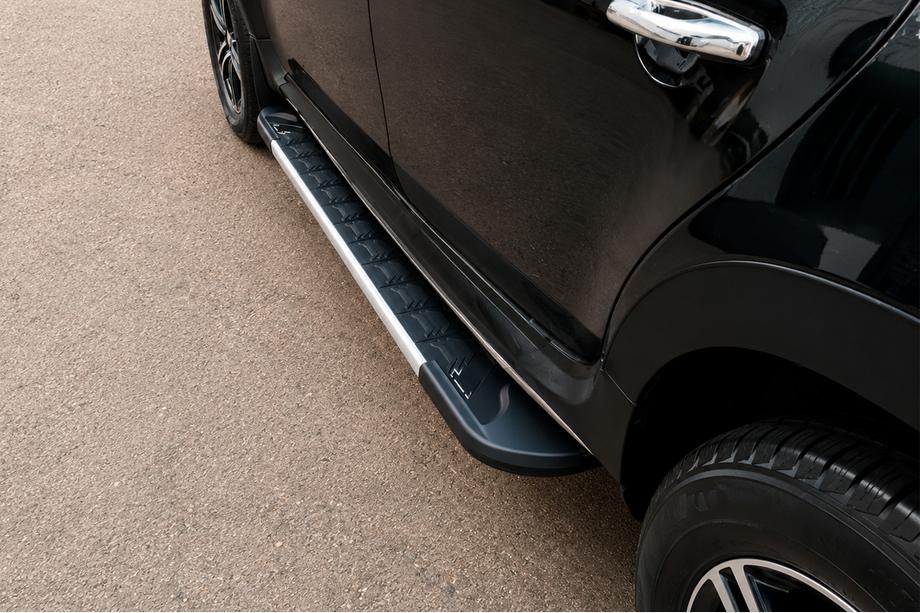 Dacia Duster 2008-2018 гг. Боковые пороги RedLine V1 (2 шт., алюминий) Image