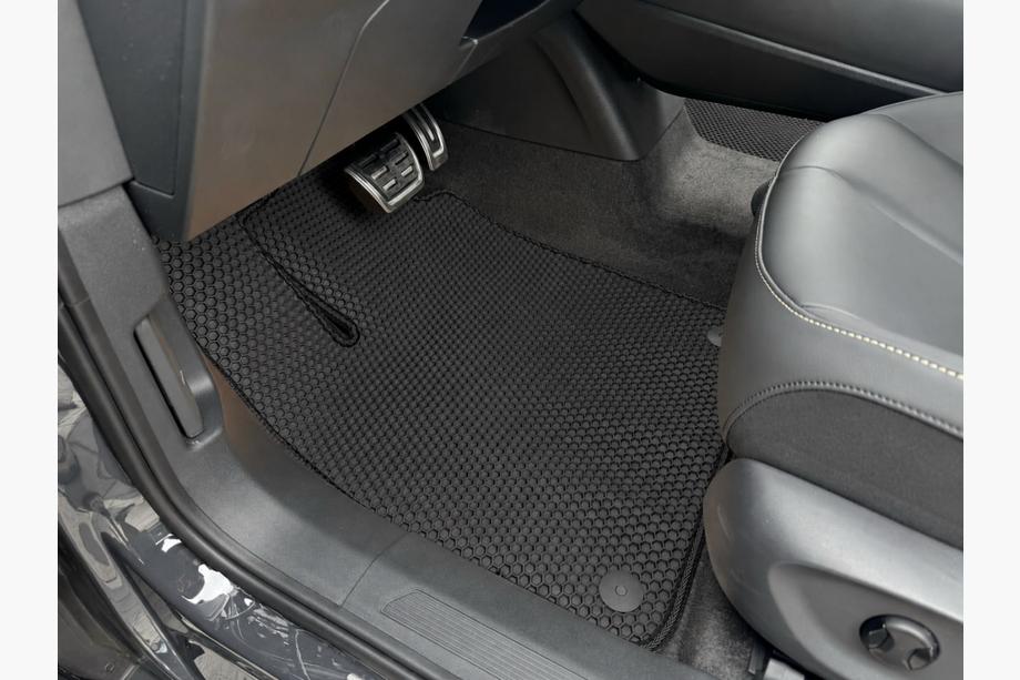 Volkswagen ID. UNYX 2024- гг. Резиновые Коврики Carsuit (Черные) Image