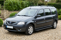 Renault Logan MCV 2005-2013 гг. Боковые Подножки Allmond Black (2 шт., Алюминий) фото 1