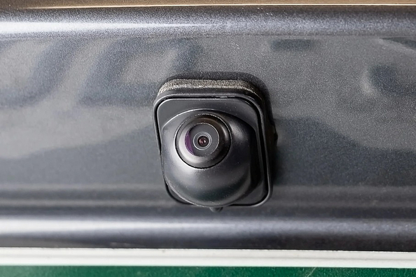 Можно ли установить камеру заднего вида на подержанный автомобиль?