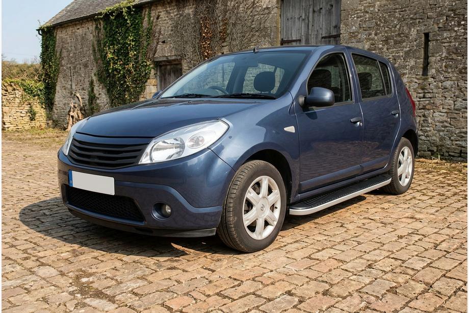 Dacia Sandero 2007-2013 гг. Боковые Подножки Tayga (2 шт., Алюминий) Image