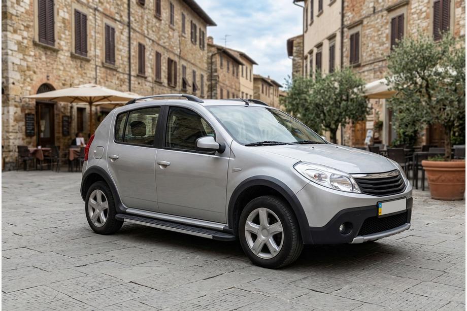 Renault Sandero 2007-2013 гг. Боковые Подножки Duru (2 шт., Алюминий) Image